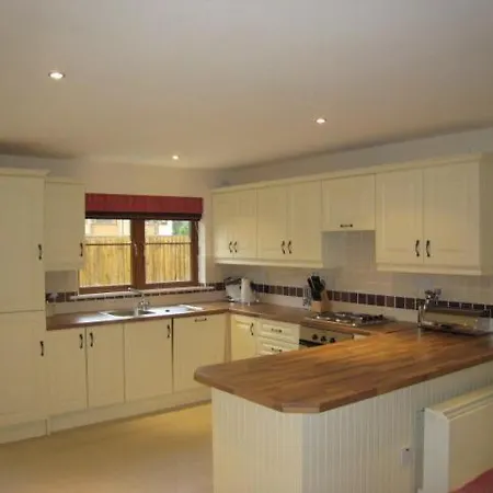 Pairc Na Gloine Holiday Homes ケンメア